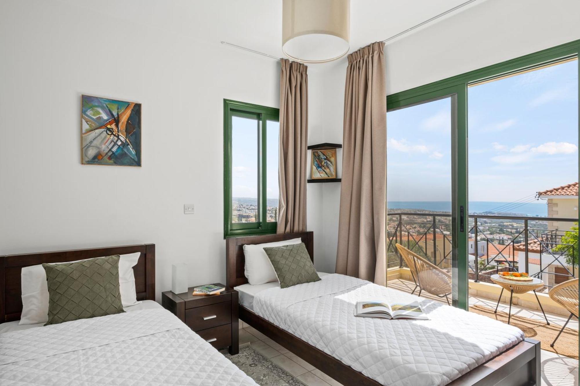 Horizon By Nomads - 5min To Coral Bay Paphos